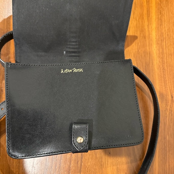 & Other Stories Black Leather and Suede Crossbody Bag with Gold Ring - Picture 5 of 6